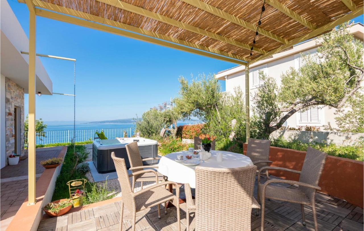 Holiday Home Villetta Belveder Башка-Вода Экстерьер фото